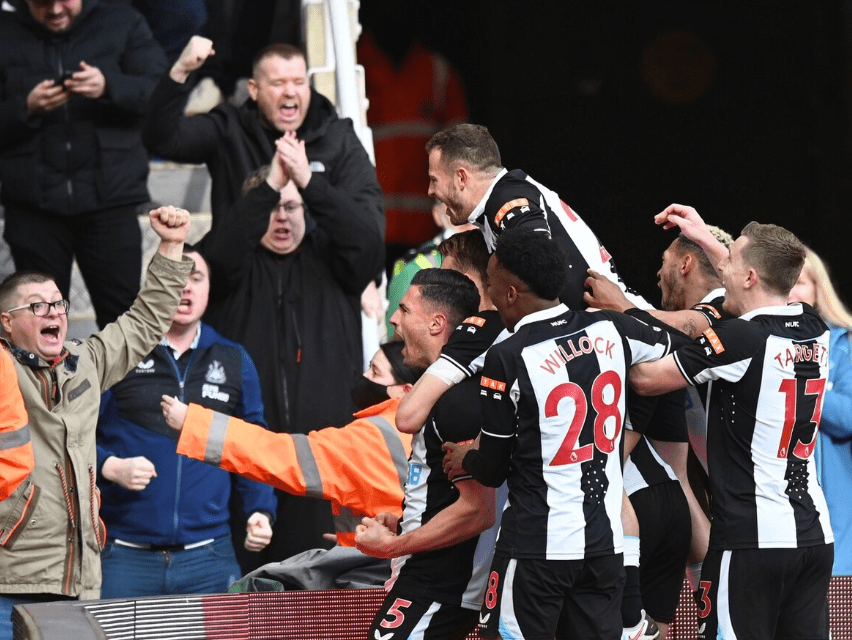 南宫体育下载-洛杉矶快船迎英超关键赛，集结日内部沟通，媒体盛赞，医务组通报恢复 